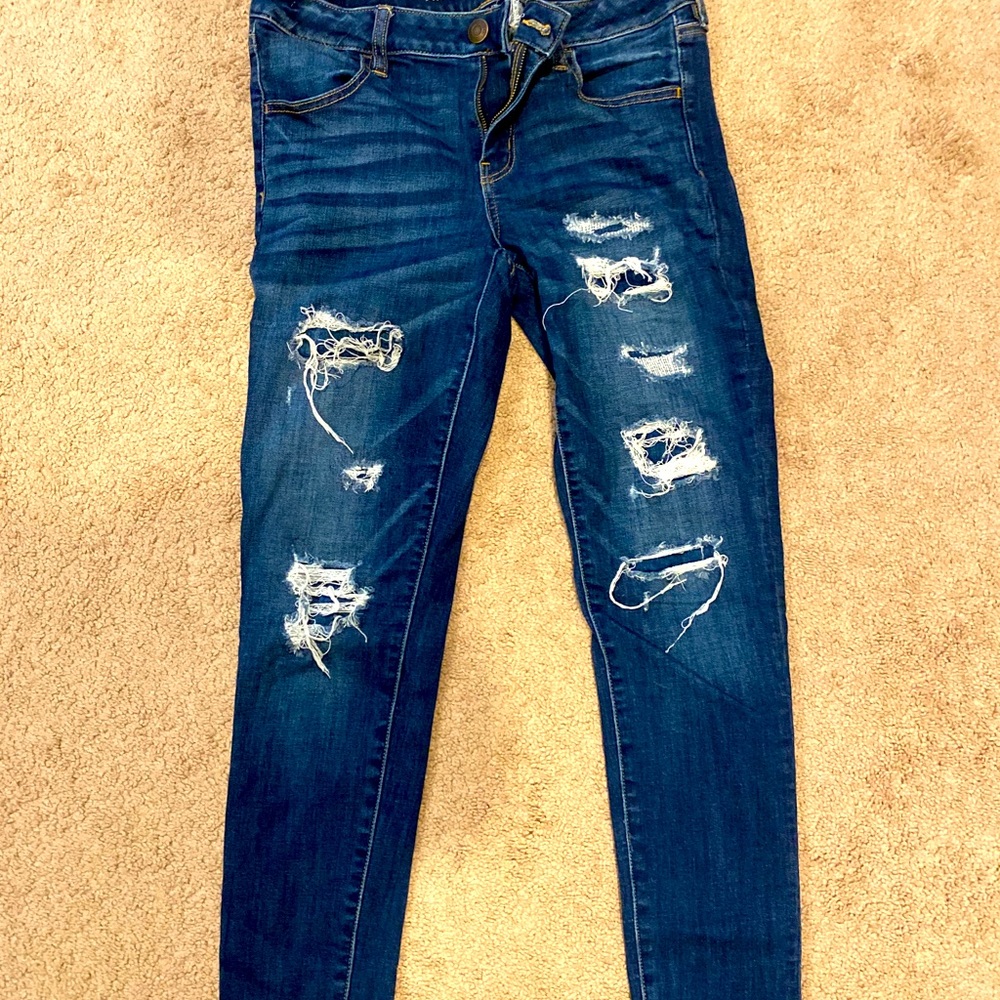 American Eagle destructed jegging. Sz 10